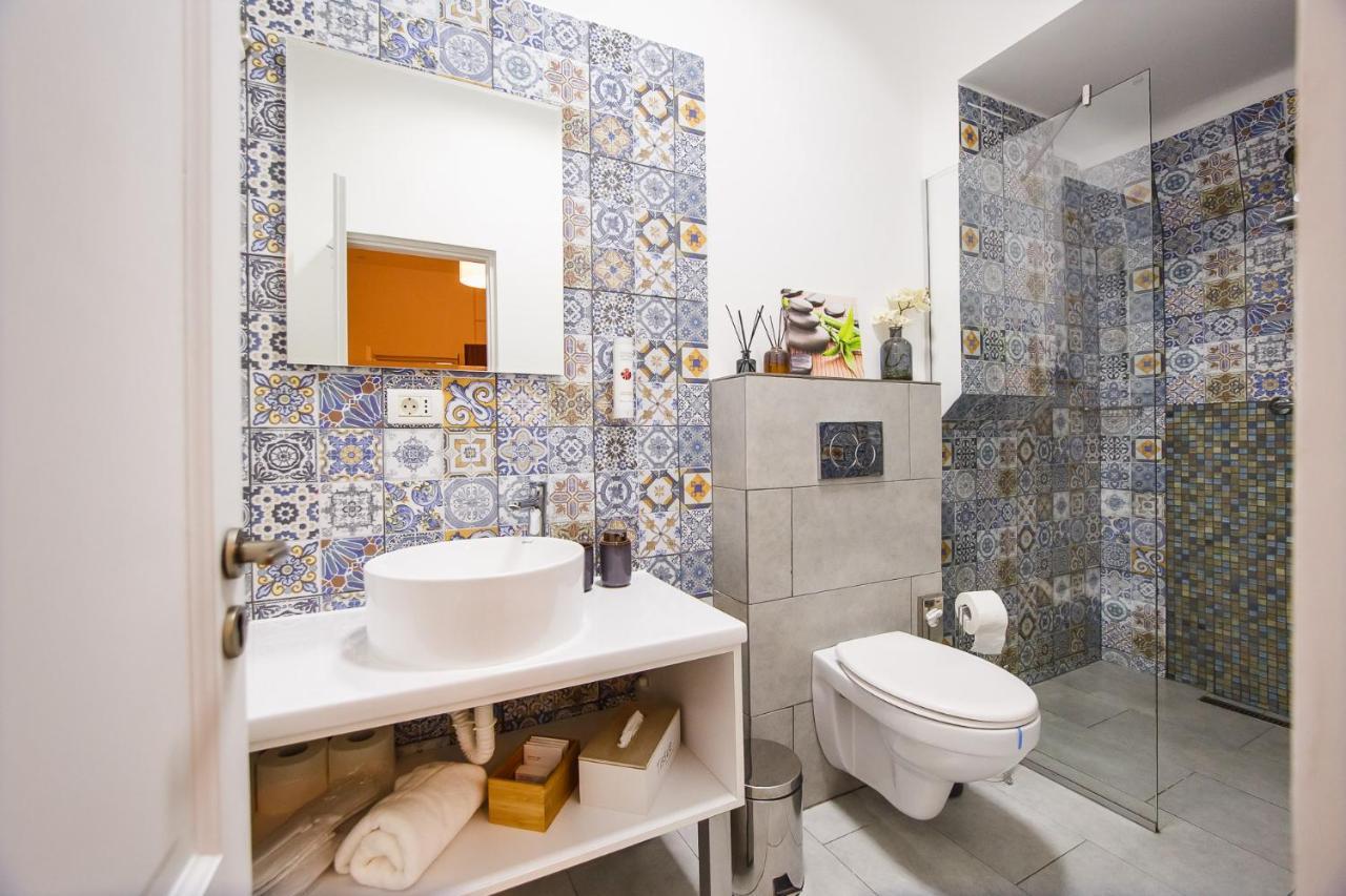 Eat It Cozy Downtown Apartments Oradea Buitenkant foto